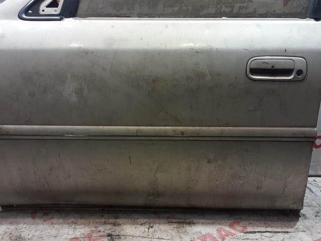 Дверь TOYOTA Mark II Qualis 
