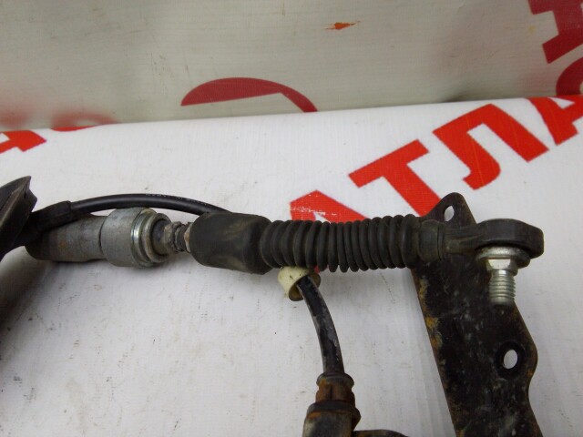 Трос КПП NISSAN Juke HR15DE