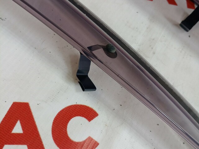 Ветровик NISSAN Bluebird Sylphy 