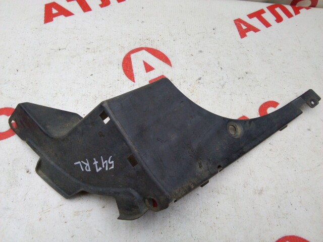 Подкрылок TOYOTA Ist 