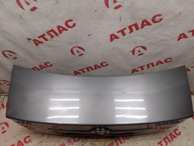 Крышка багажника TOYOTA Corolla 