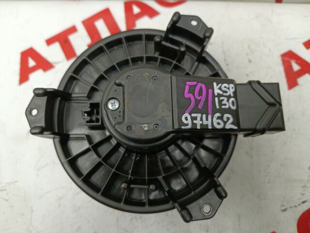 Моторчик печки TOYOTA Vitz 