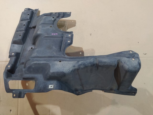Защита двигателя TOYOTA Wish 