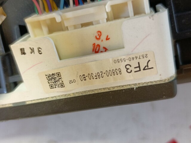 Щиток приборов TOYOTA Estima 