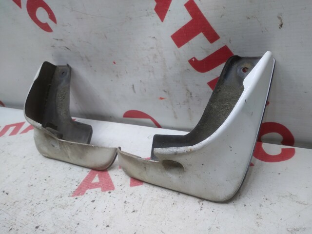 Брызговик TOYOTA Premio 