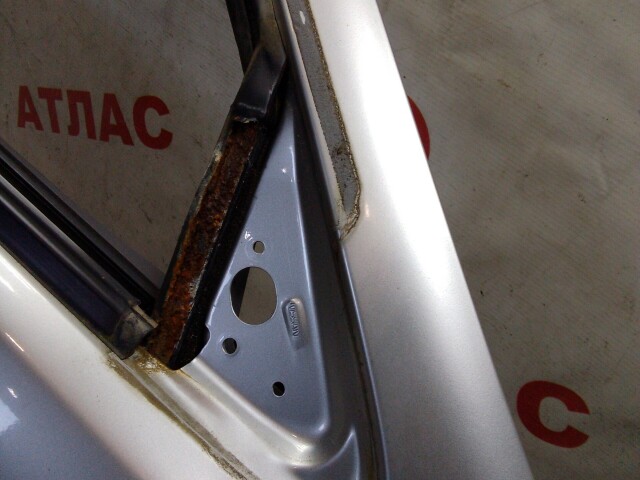 Дверь NISSAN Sunny 