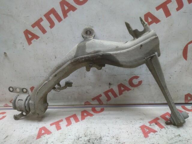 Рычаг TOYOTA Avensis 
