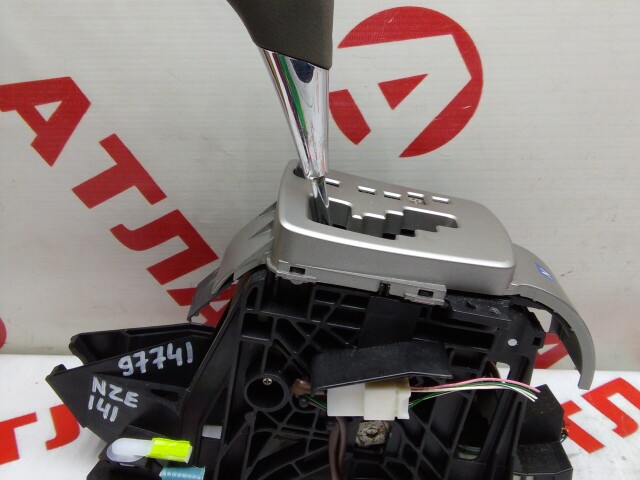 Рычаг КПП TOYOTA Corolla Axio 