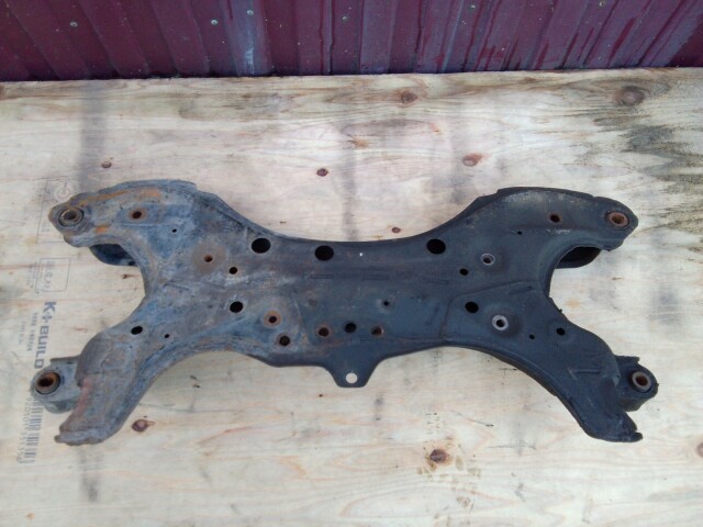 Балка поперечная TOYOTA Avensis 