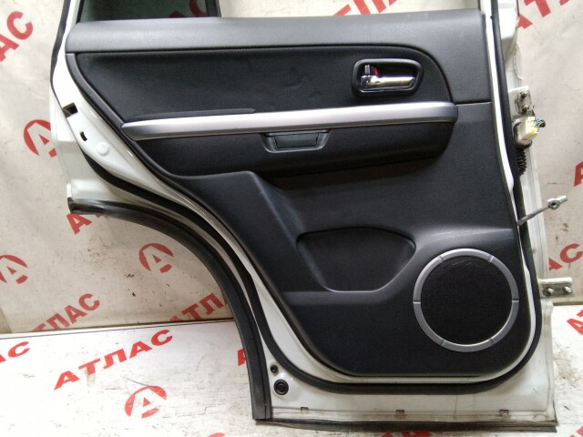 Дверь SUZUKI Escudo 