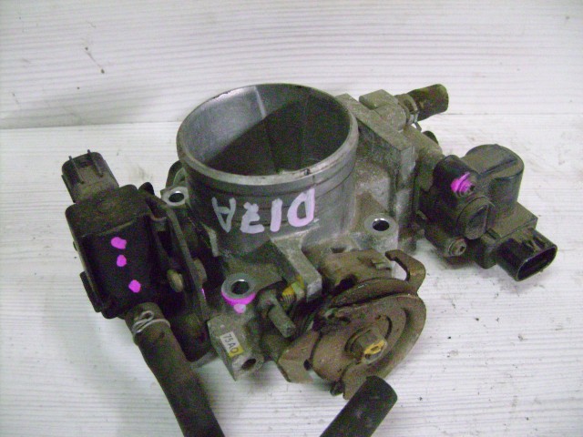 Дроссельная заслонка HONDA - D17A