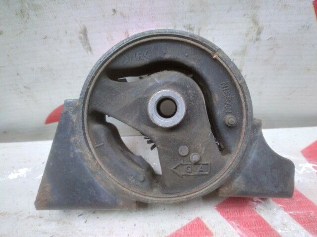 Подушка ДВС NISSAN Sunny QG15-DE