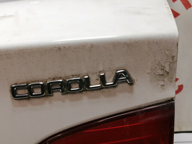 Крышка багажника TOYOTA Corolla 