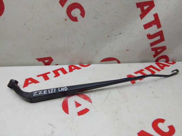 Щеткодержатель TOYOTA Corolla 