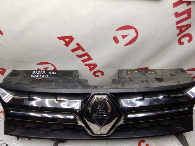 Решетка радиатора RENAULT Duster 