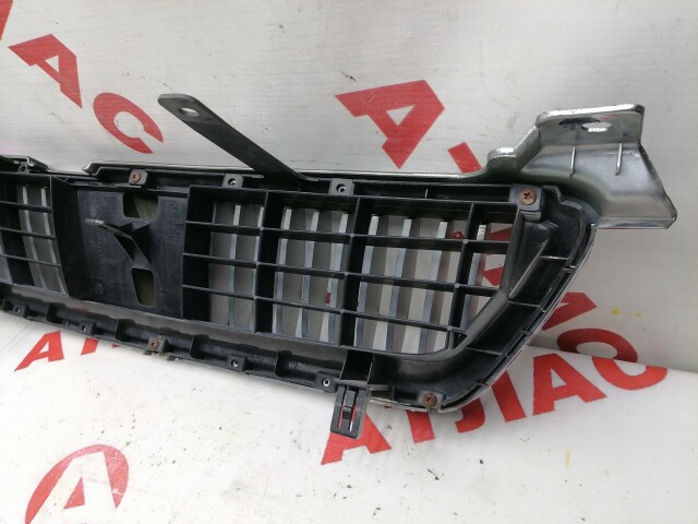 Решетка радиатора NISSAN Bluebird Sylphy 