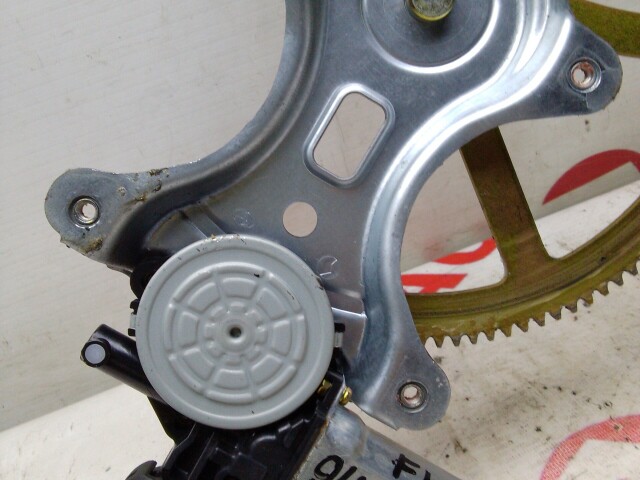 Стеклоподъемник TOYOTA Corolla Fielder 