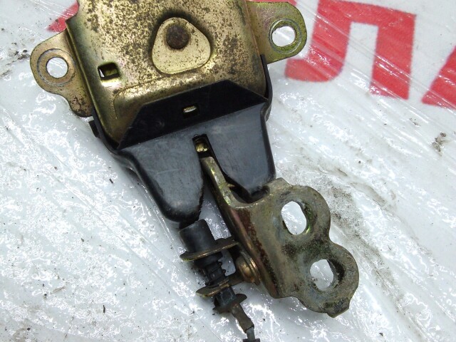 Замок багажника TOYOTA Corona Premio 