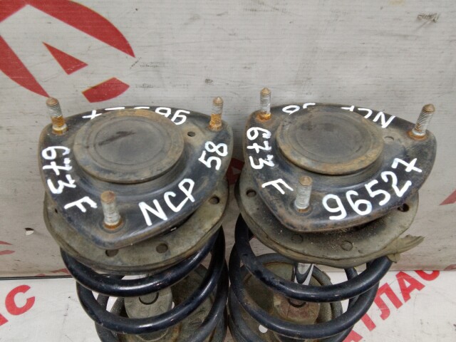 Стойка TOYOTA Probox 