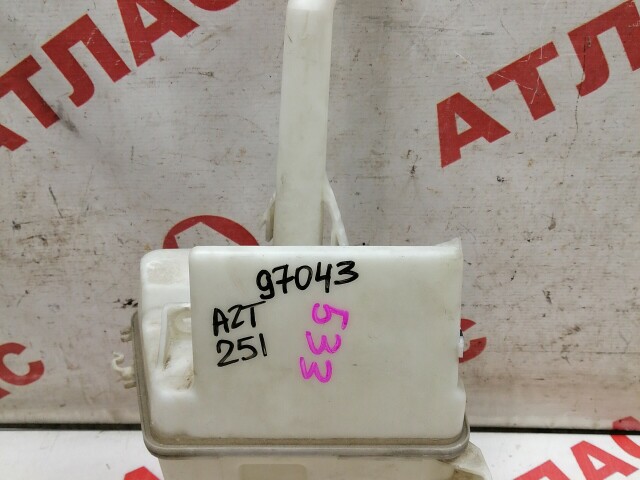 Бачок омывателя TOYOTA Avensis 