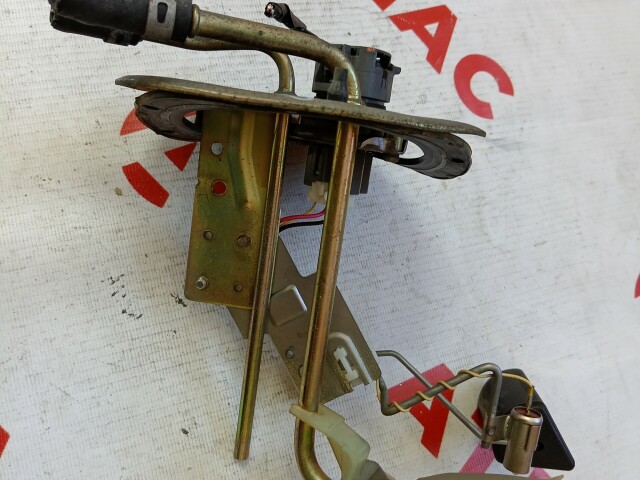 Бензонасос TOYOTA Corolla 3CE