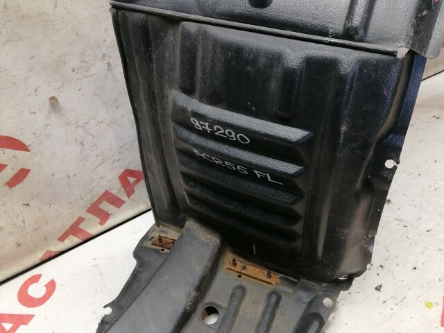 Подкрылок TOYOTA Estima 