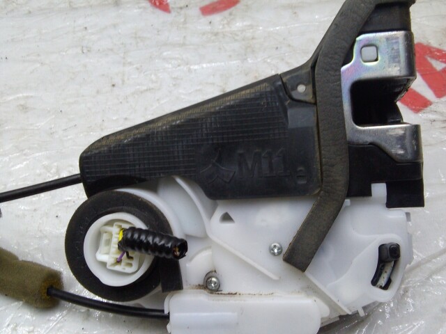 Замок двери HONDA Jade 