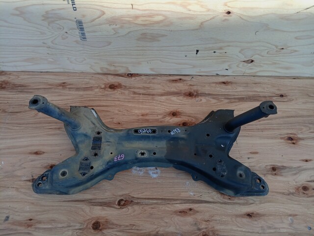 Балка поперечная TOYOTA Probox 