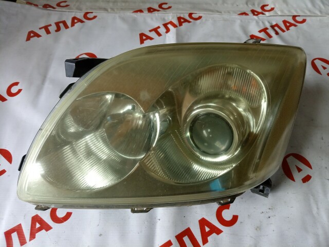 Фара TOYOTA Avensis 