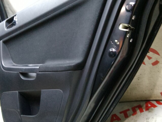 Дверь MITSUBISHI Galant Fortis 