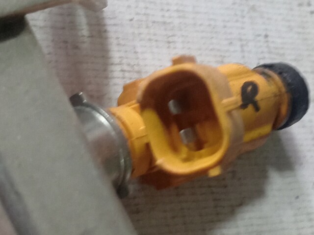 Топливная рейка HYUNDAI Solaris 