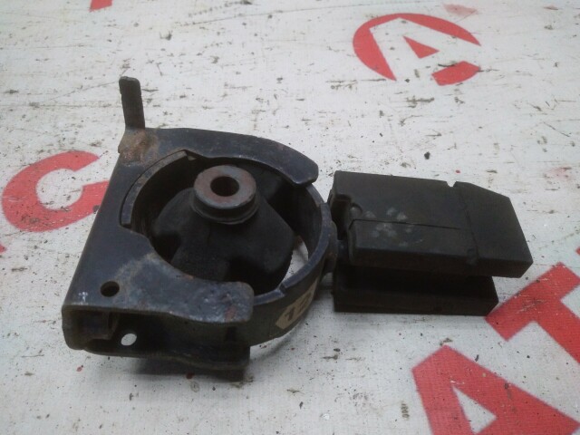 Подушка ДВС TOYOTA Premio 1AZ-FSE