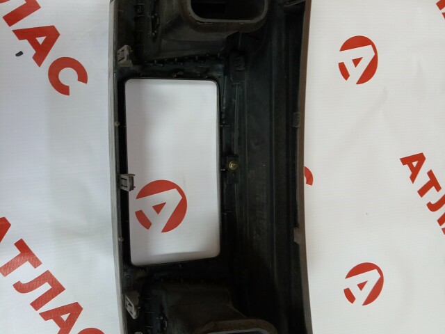 Рамка магнитолы TOYOTA Noah 