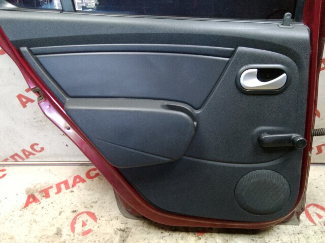 Дверь RENAULT Sandero Stepway 