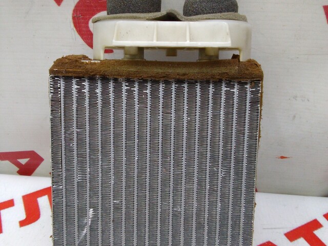 Радиатор печки MAZDA Premacy 