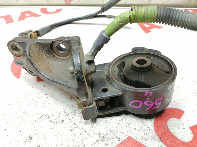 Подушка ДВС TOYOTA Vitz 2SZ-FE