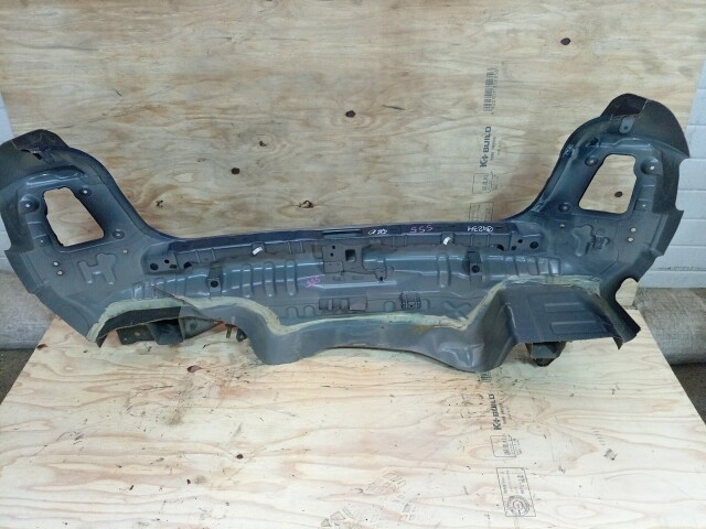 Задняя панель NISSAN Bluebird Sylphy 