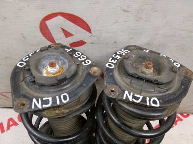 Стойка NISSAN Dualis 