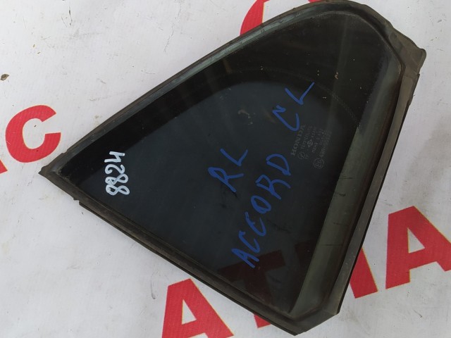 Треугольник (стекло) HONDA Accord 