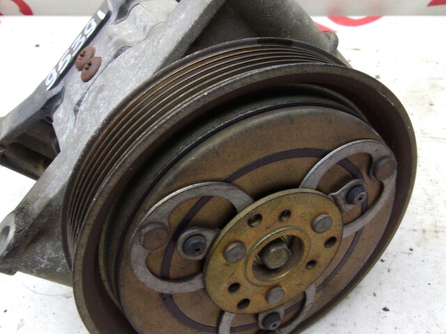 Компрессор кондиционера NISSAN Wingroad QG18-DE