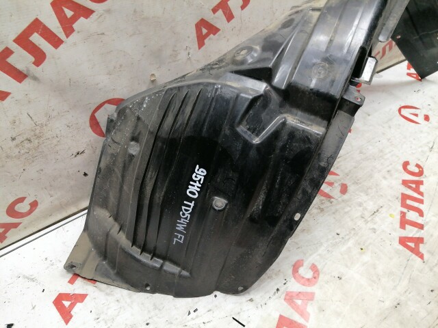 Подкрылок SUZUKI Escudo 