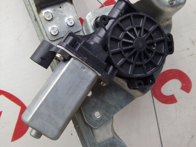 Стеклоподъемник RENAULT Duster 