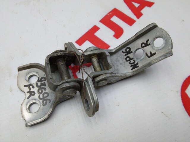 Кронштейны двери TOYOTA Platz 