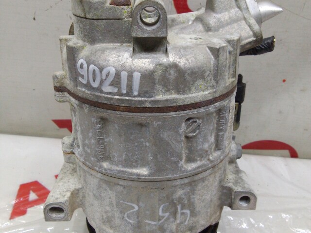 Компрессор кондиционера NISSAN X-Trail MR20-DE