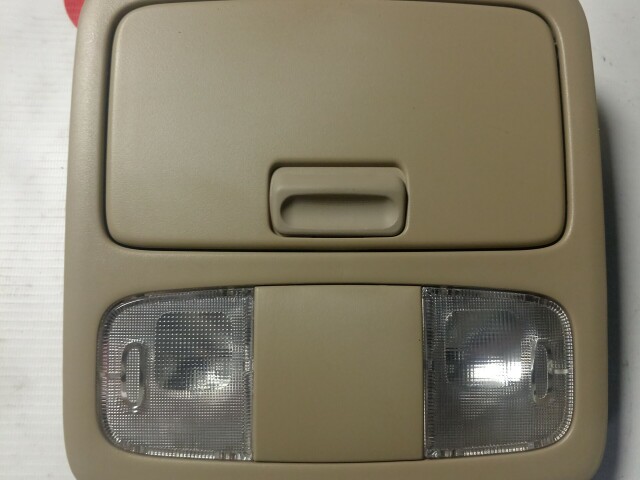 Плафон TOYOTA Camry 