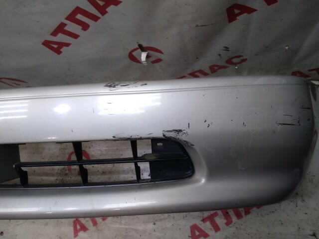 Бампер передний TOYOTA Sprinter 