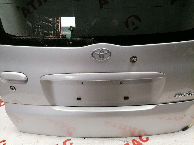 Дверь багажника TOYOTA FunCargo 