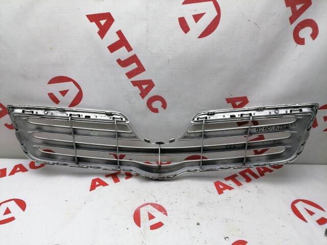 Решетка радиатора TOYOTA Avensis 