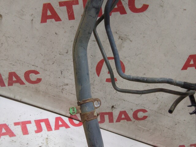 Горловина бензобака TOYOTA Corolla Axio 