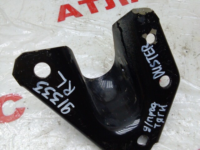 Крепление  RENAULT Duster 